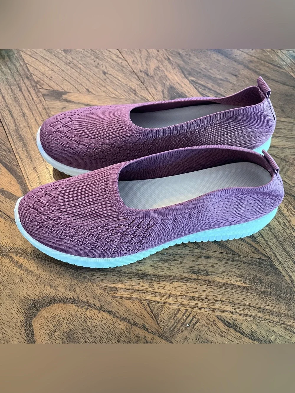 New Women’s Comfort Knit Slip-On walking Shoes, Purple, Size 7 (39)